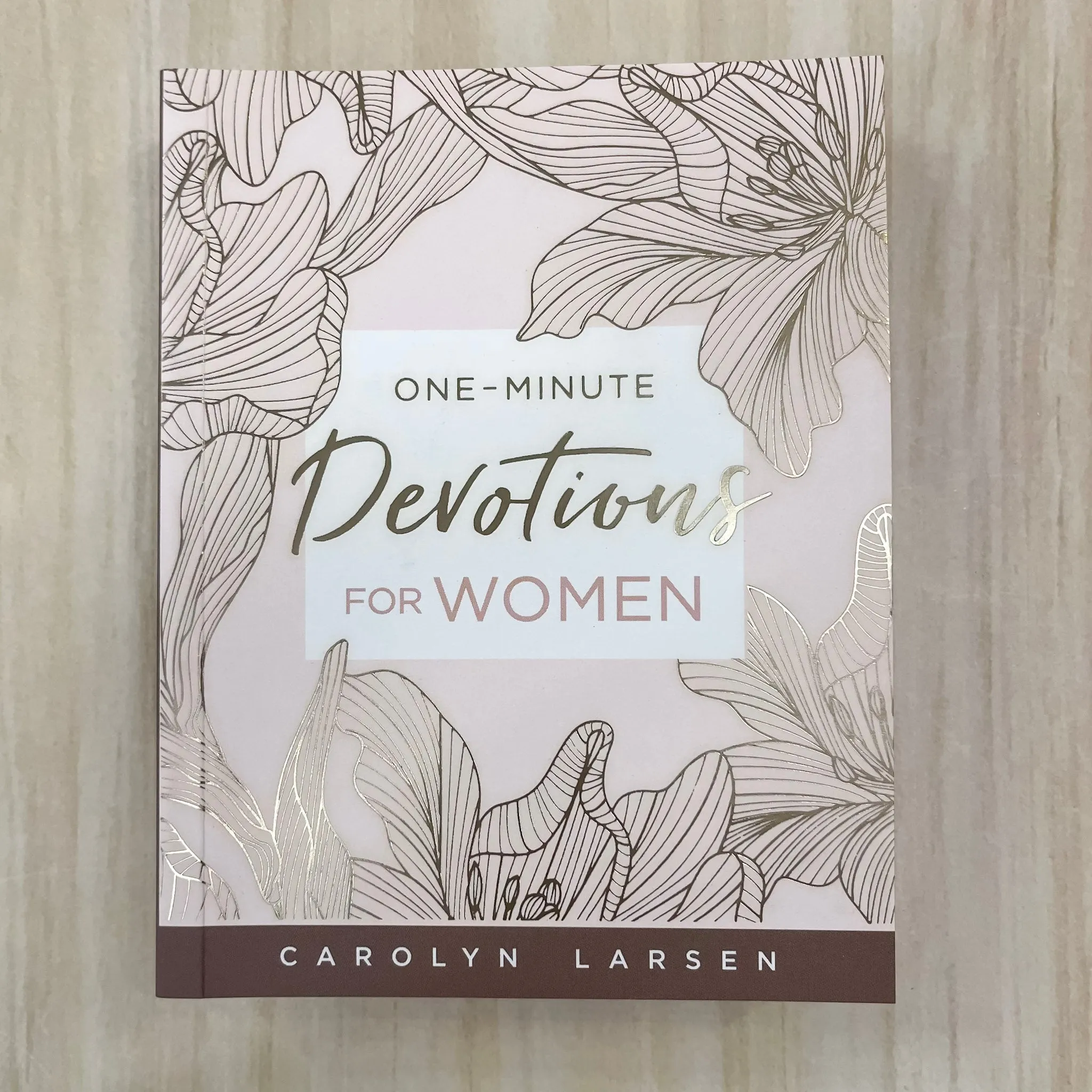 Beige Softcover One-minute Devotions for Women