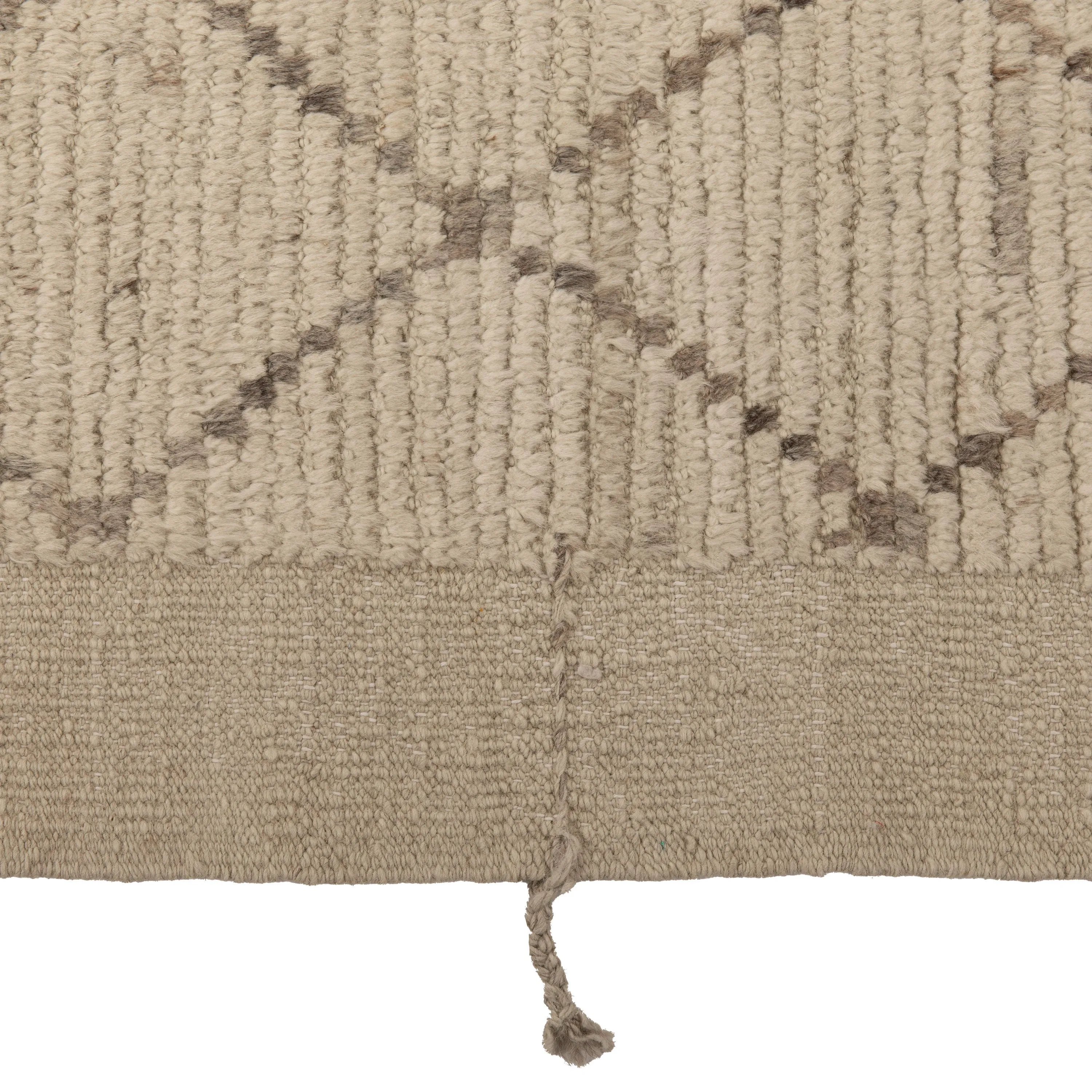 Natural Zameen Transitional Wool Rug - 10'5" x 13'11"